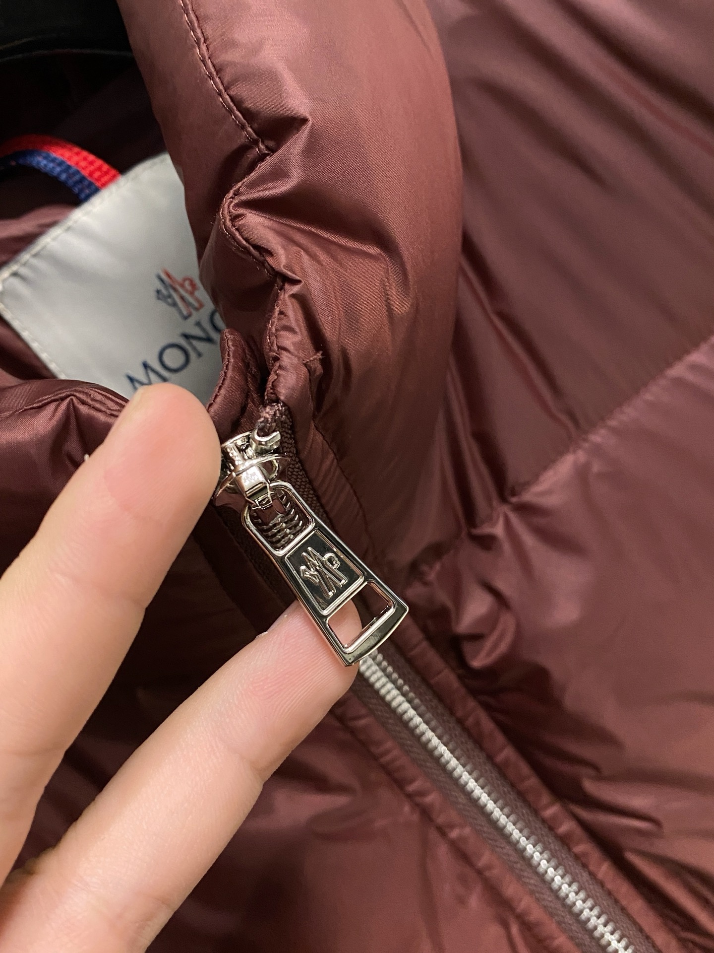 Moncler Down Jacket S-m-l-xl