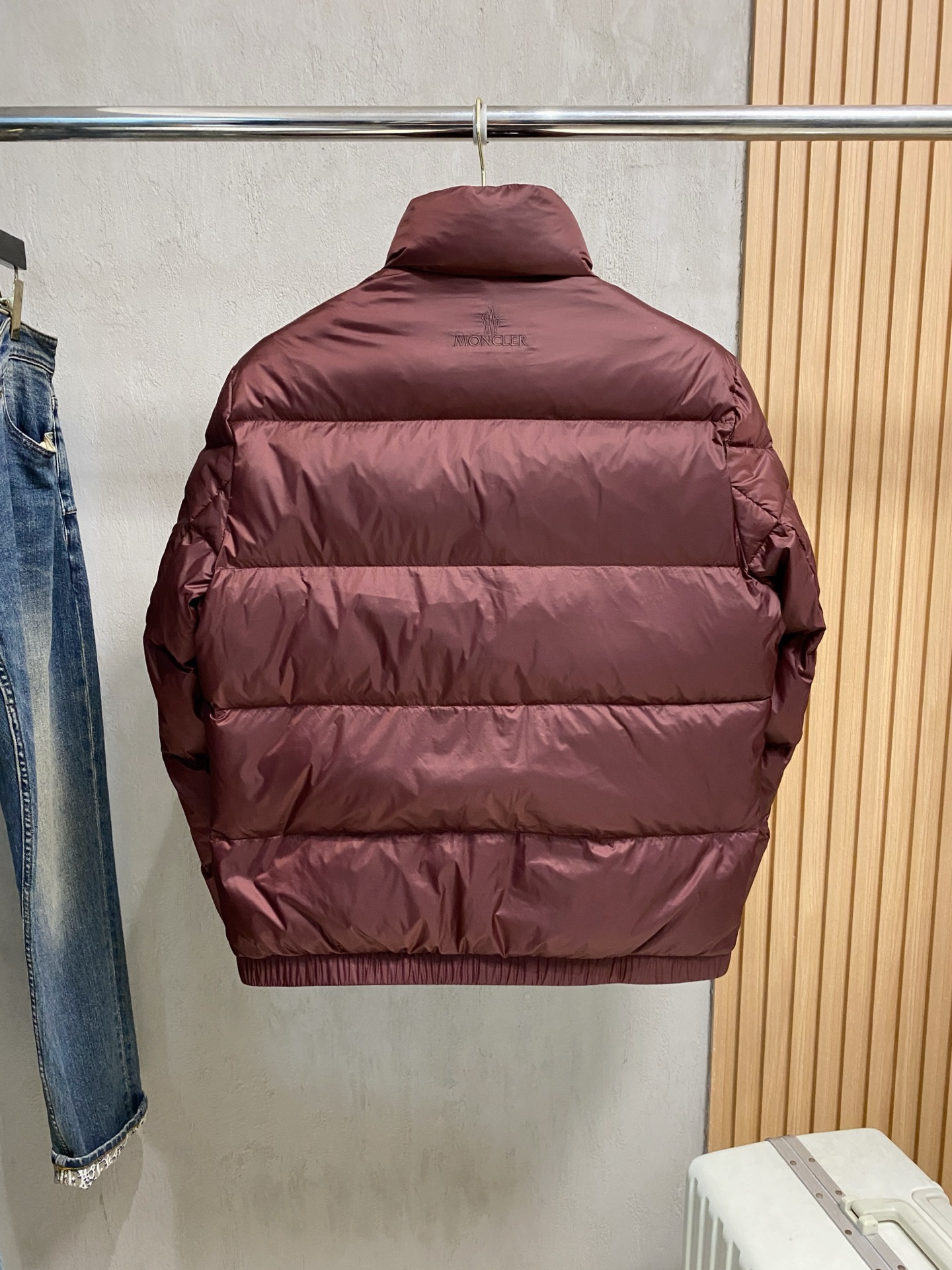 Moncler Down Jacket S-m-l-xl
