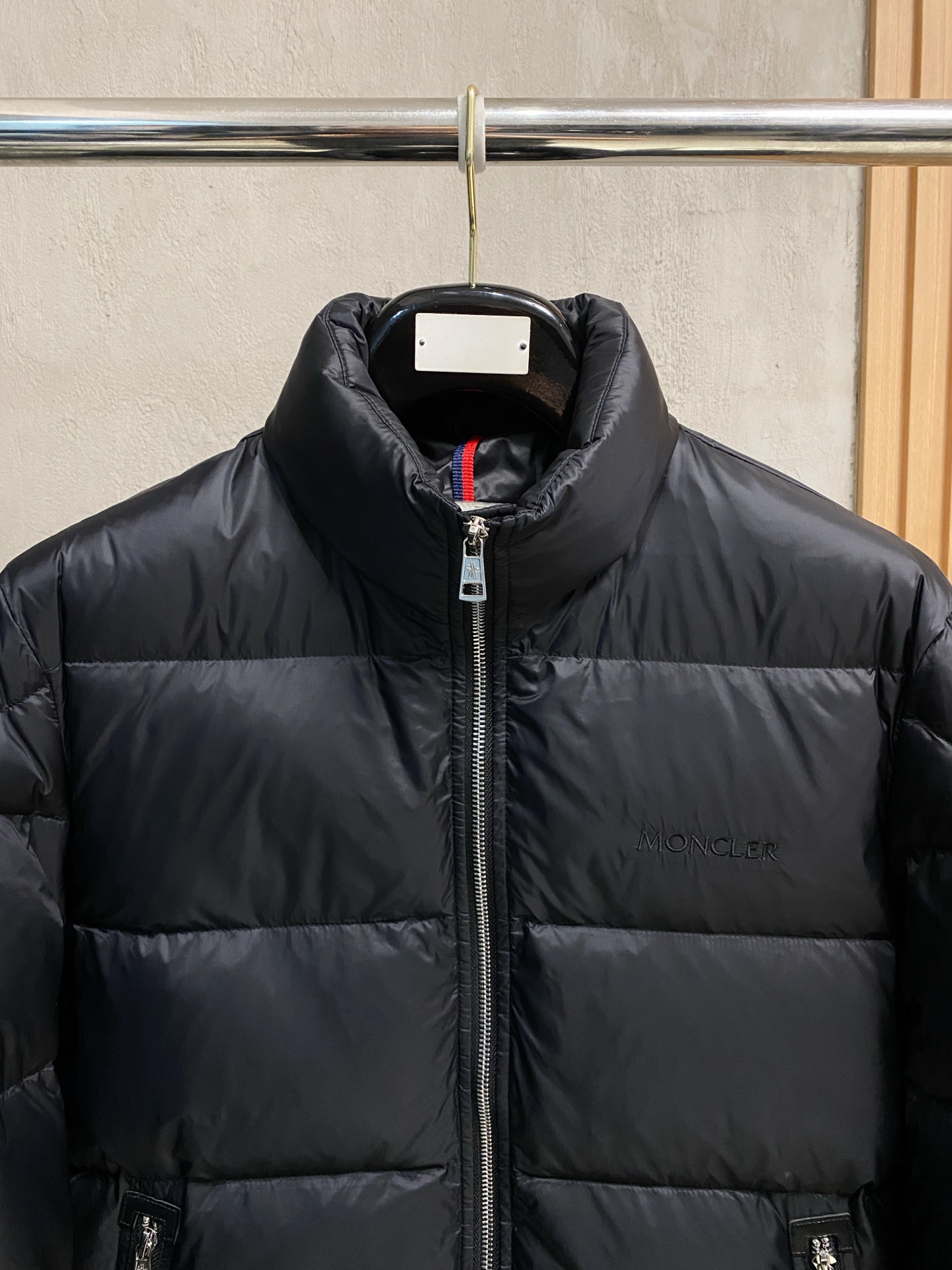 Moncler Down Jacket S-m-l-xl