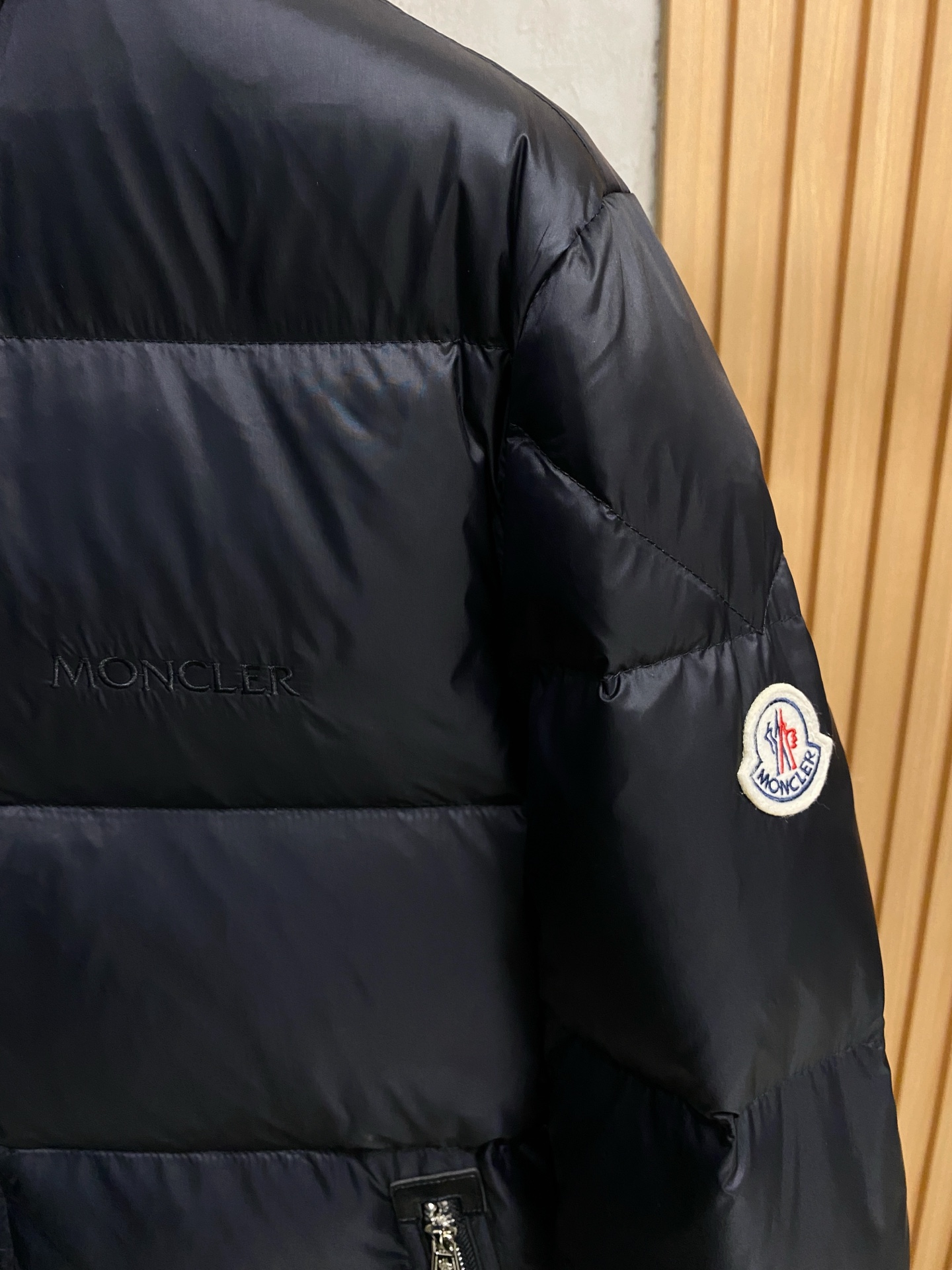 Moncler Down Jacket S-m-l-xl