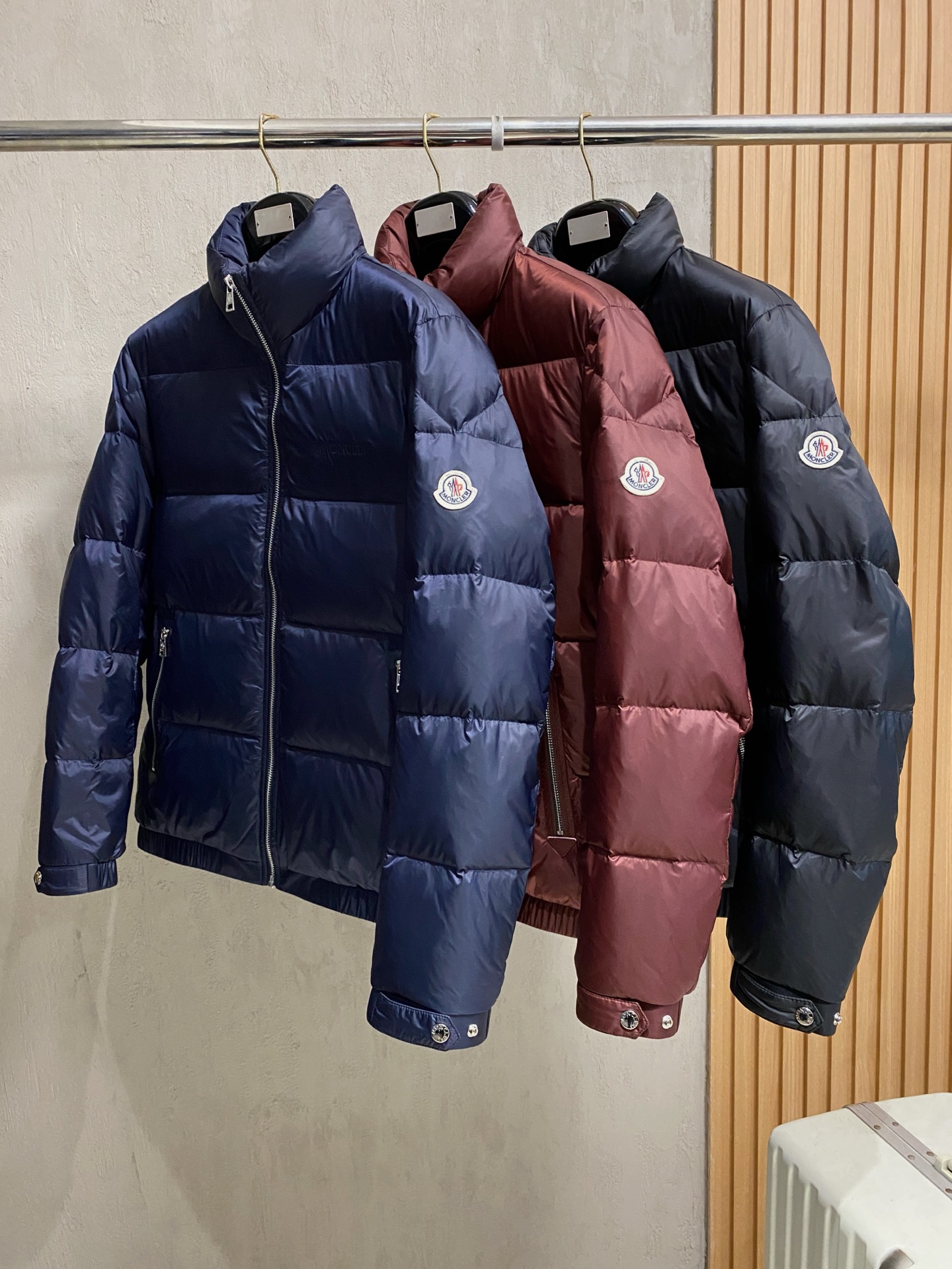 Moncler Down Jacket S-m-l-xl