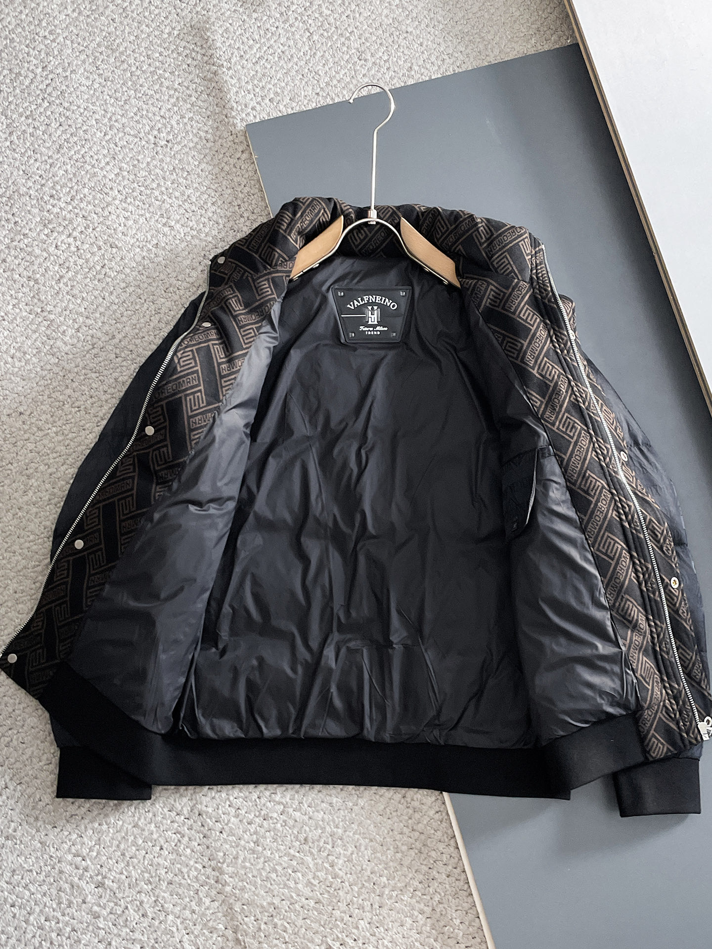 Armani Down Jacket S-m-l-xl