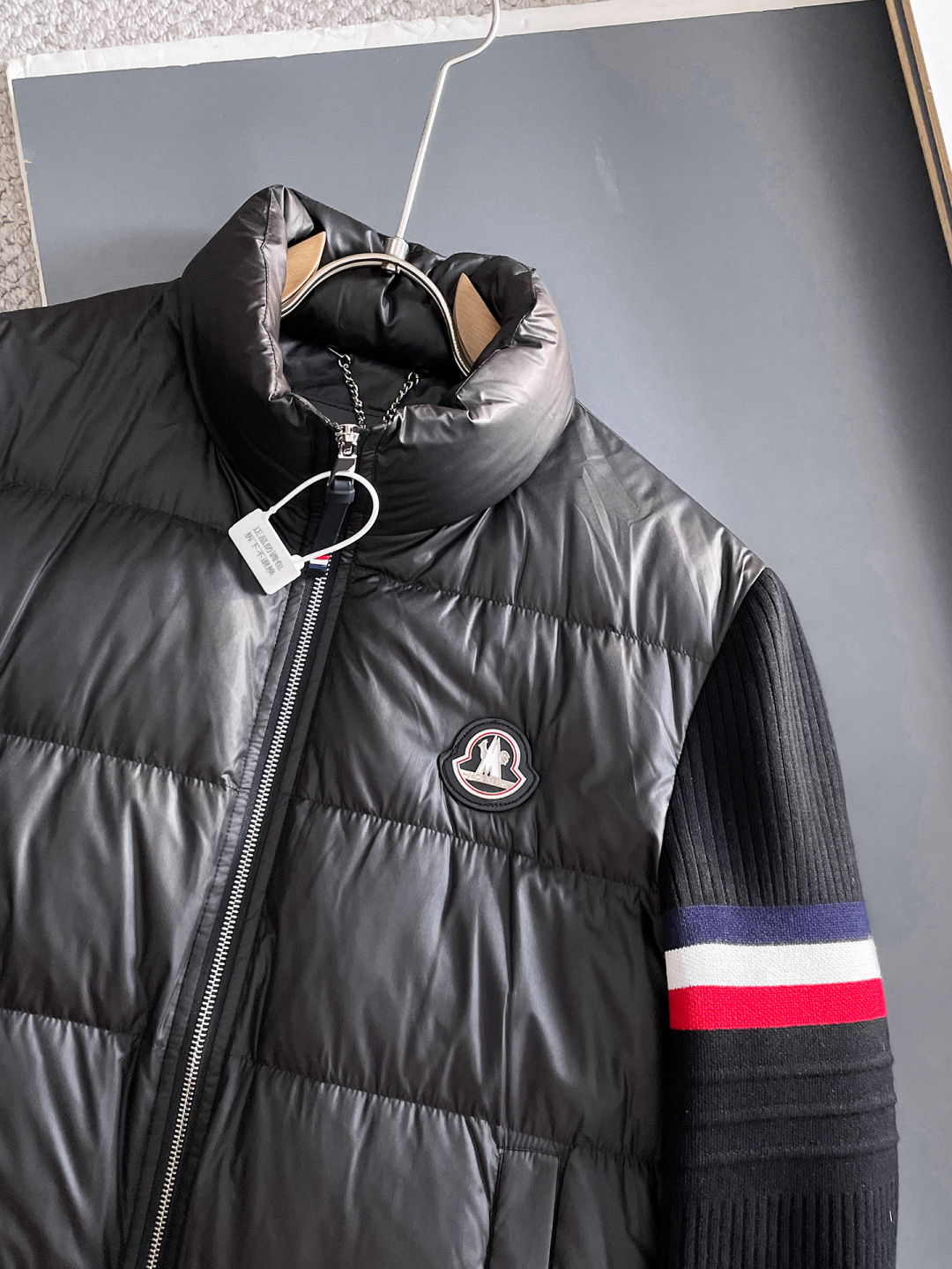 Moncler Down Jacket S-m-l-xl