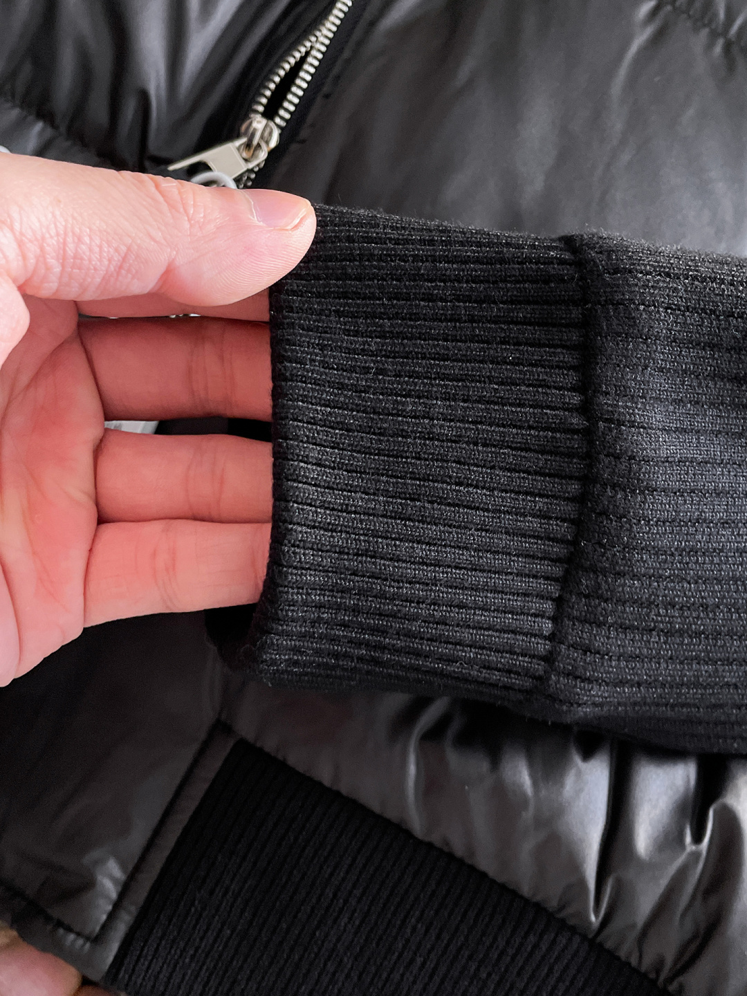 Moncler Down Jacket S-m-l-xl