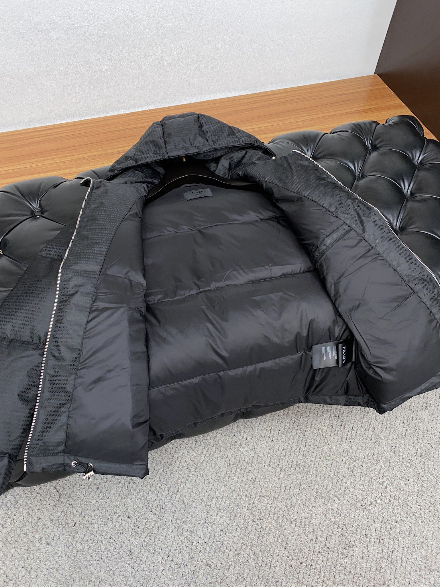Prada Down Jacket White Duck Down M-xl