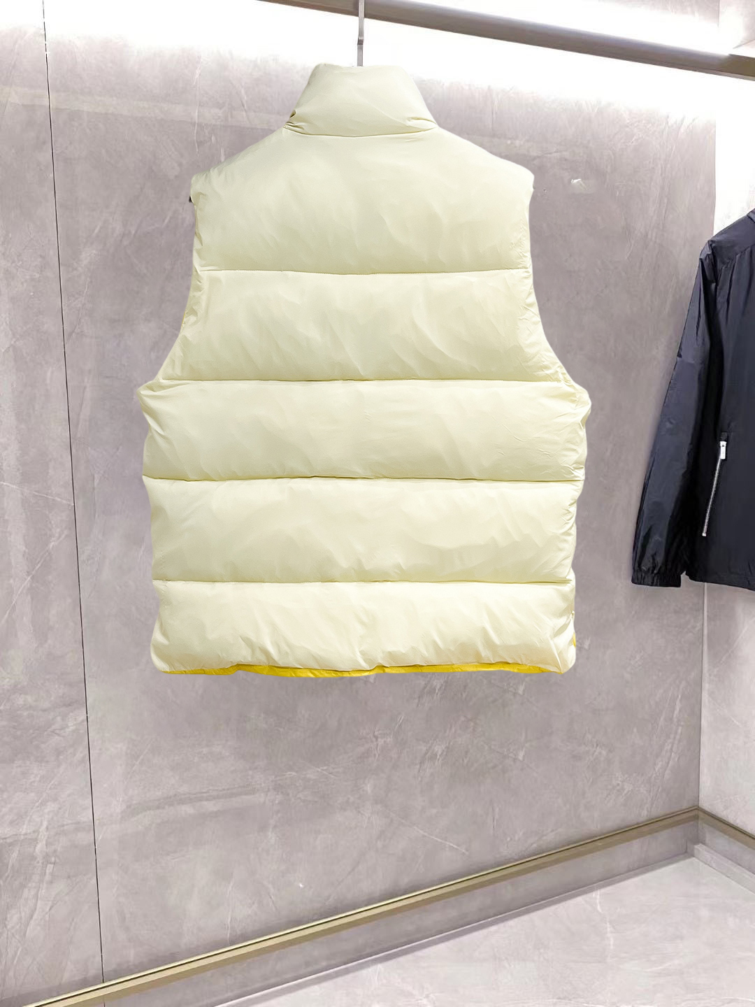 Moncler Couple Down Vest Goose Down M-l-xl