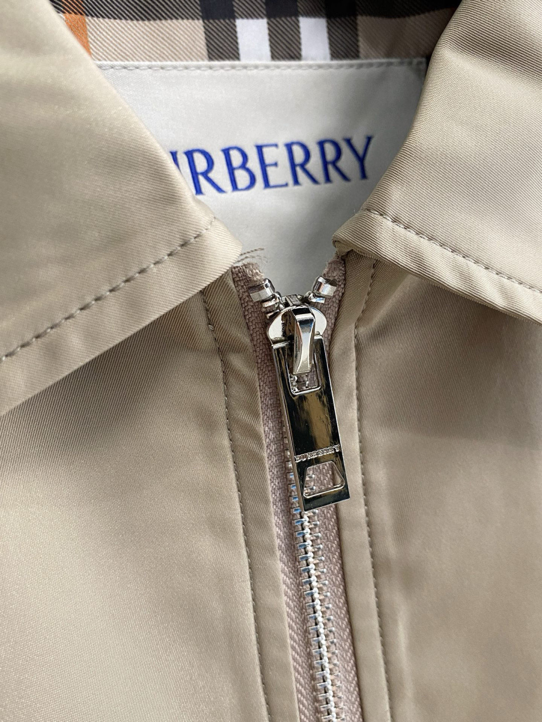 Burberry Jacket M-xl