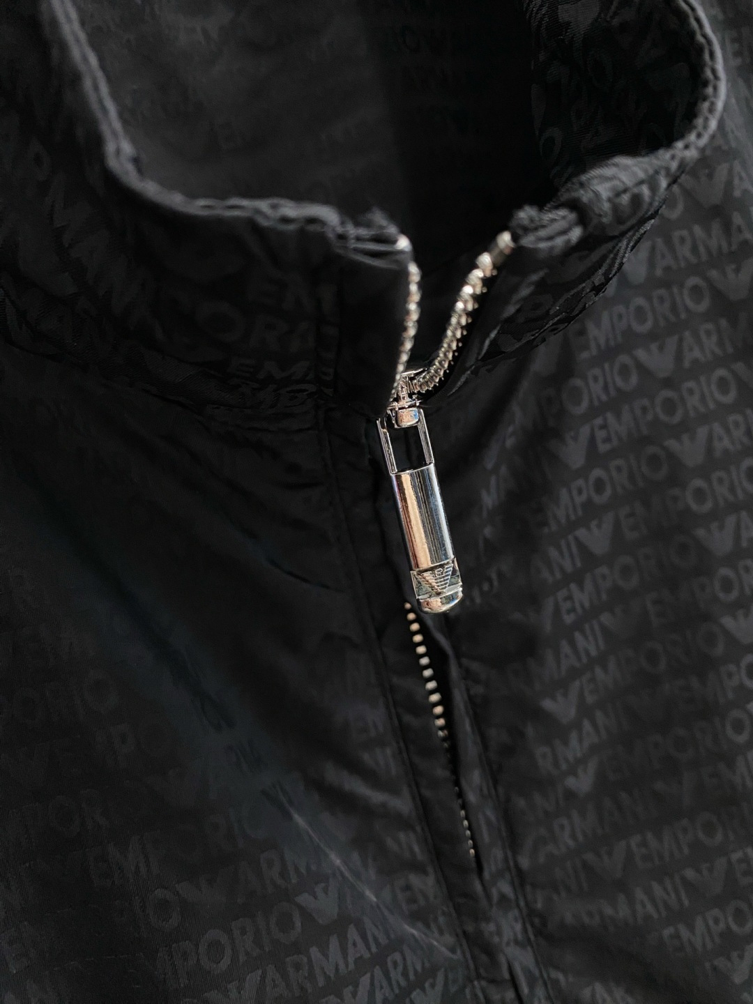 Armani Jacket M-xl