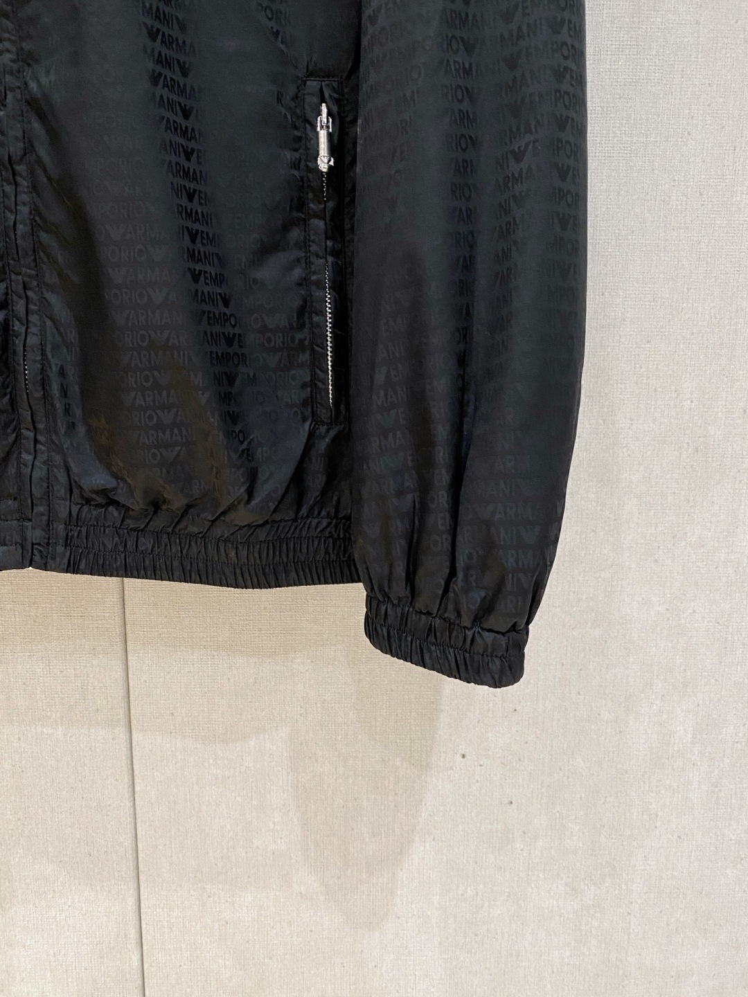 Armani Jacket M-xl