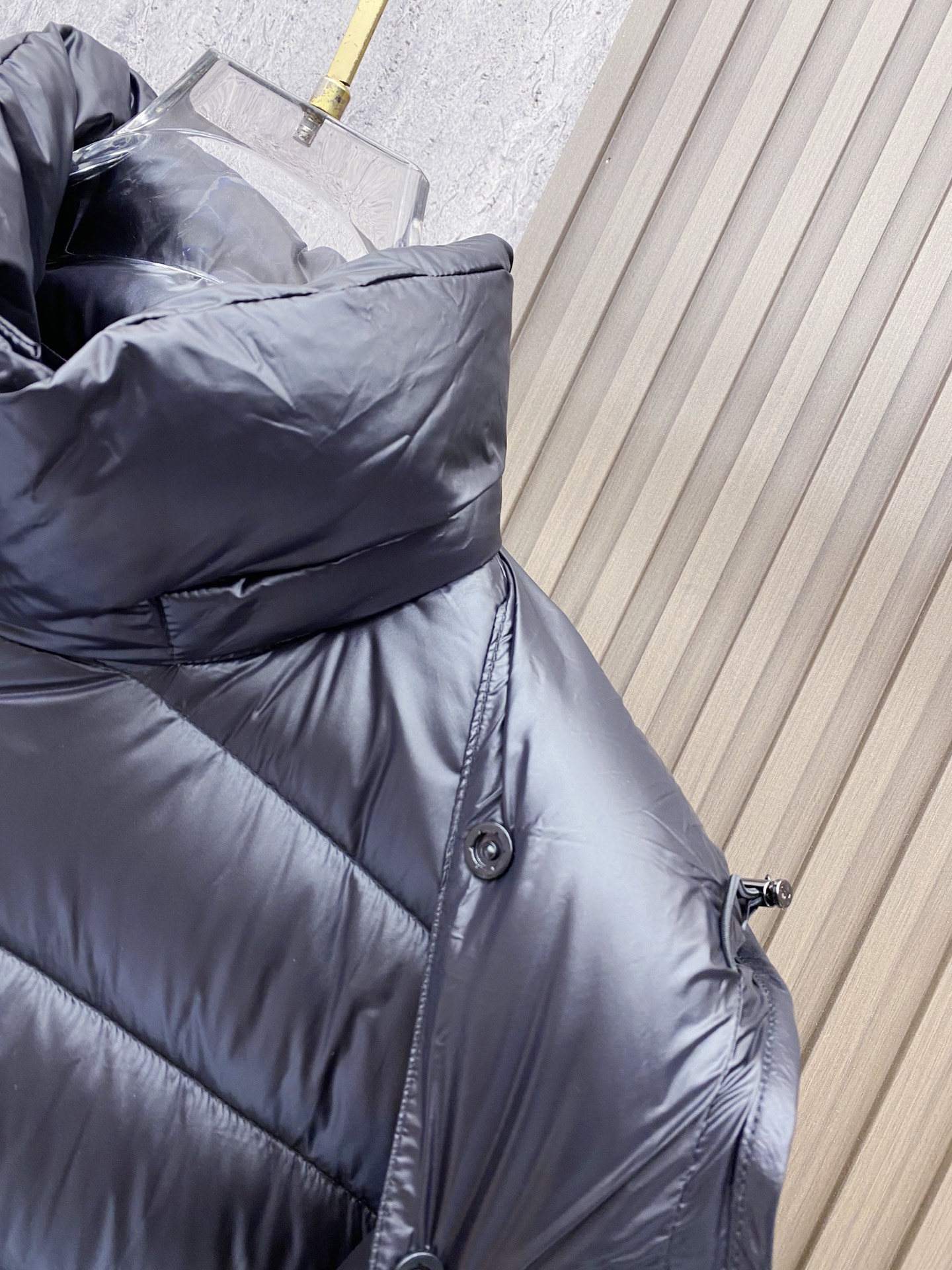 Moncler Down Jacket White Duck Down Black Hooded M-l