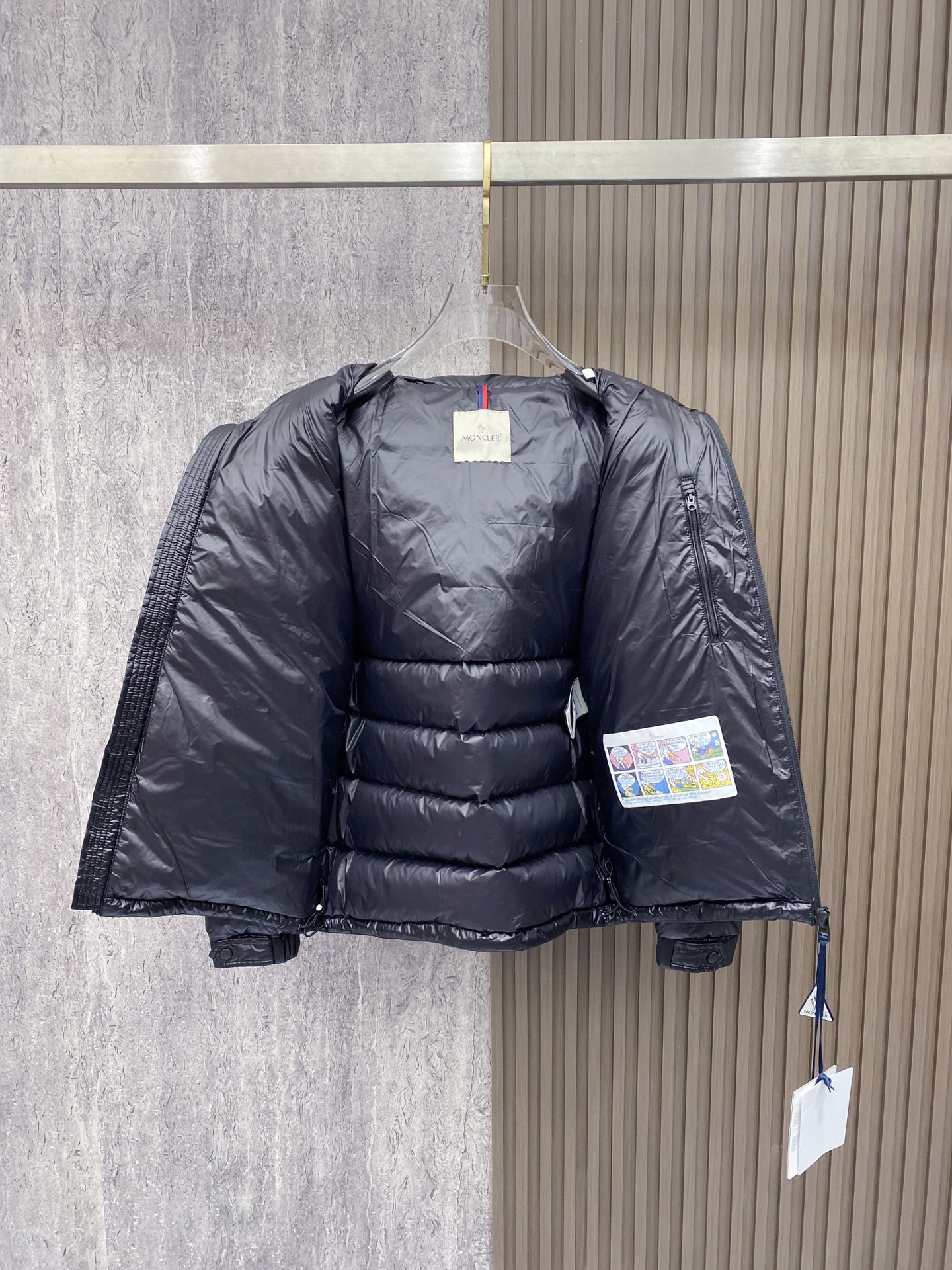 Moncler Down Jacket White Duck Down Black Hooded M-l