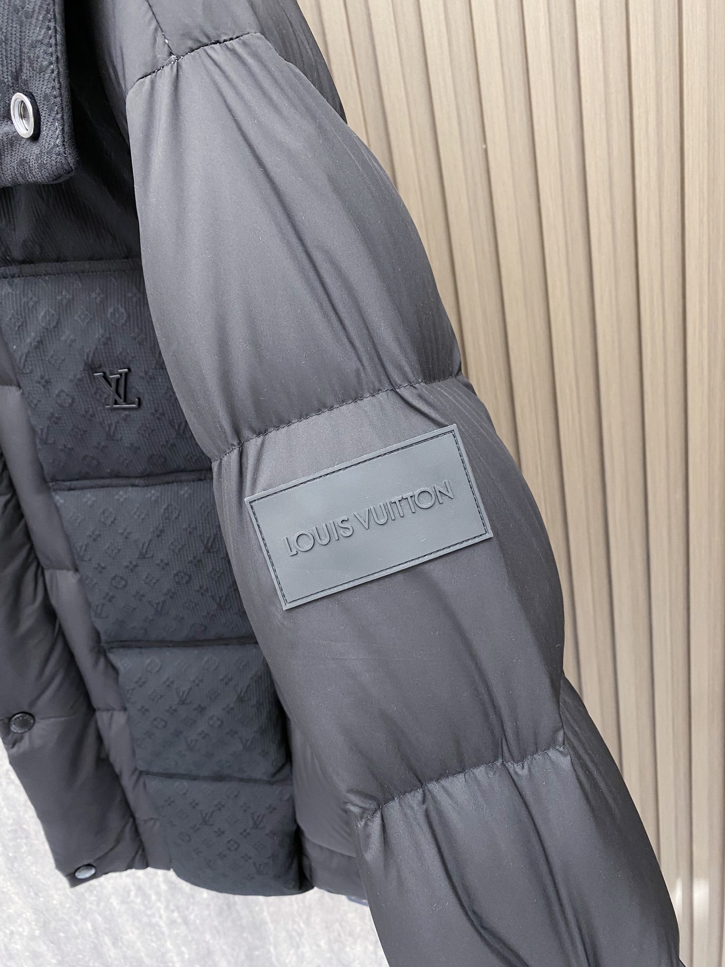 Louis Vuitton Male Down Jacket Goose Down Black Hooded S-m-l-xl