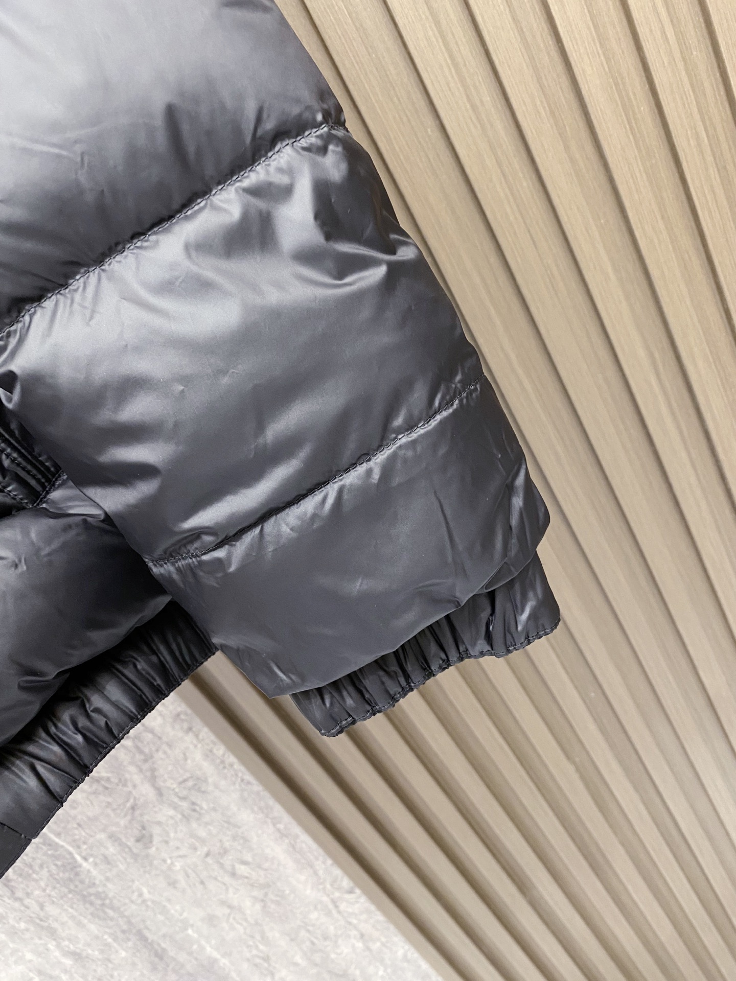 Prada Down Jacket Black Hooded M-54-48-56-50-52