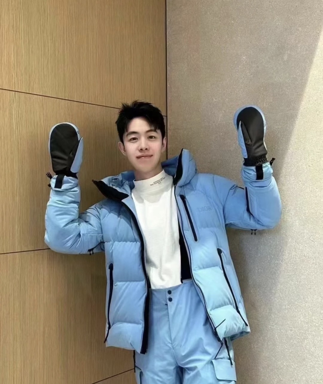 Dior Down Jacket Hooded S-l