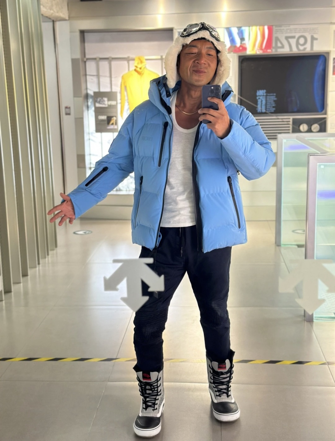 Dior Down Jacket Hooded S-l