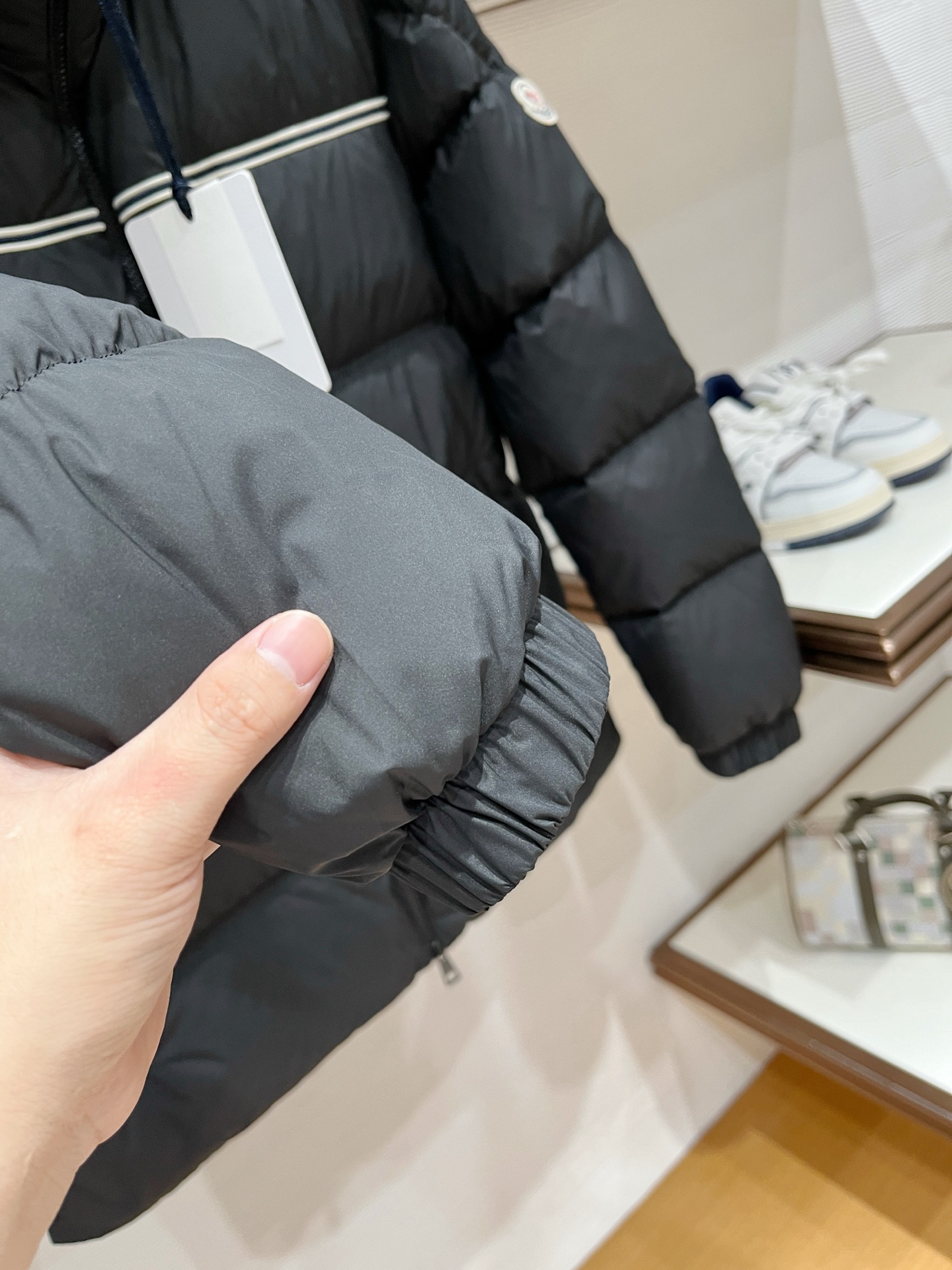 Moncler Down Jacket M-l