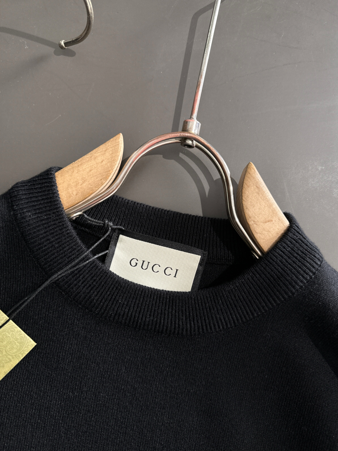 Gucci Basic Clothing Wool M-xl
