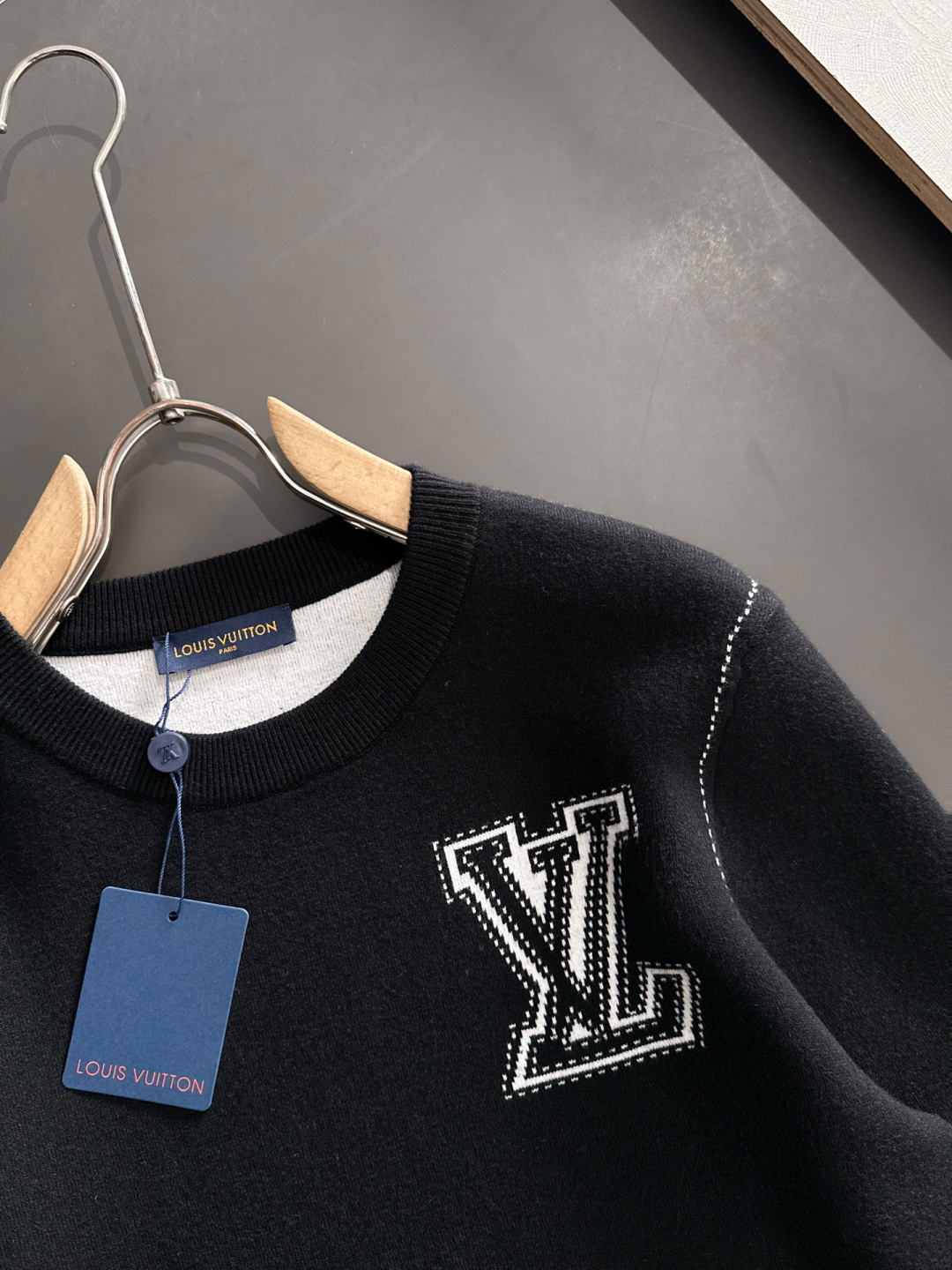 Louis Vuitton Basic Clothing Wool M-xl
