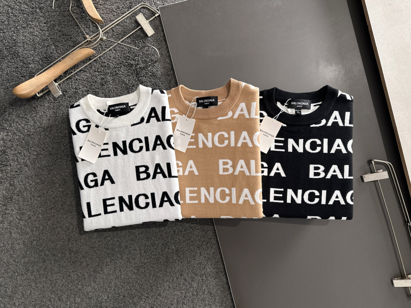 Balenciaga Basic Clothing Knitted M-l-xl