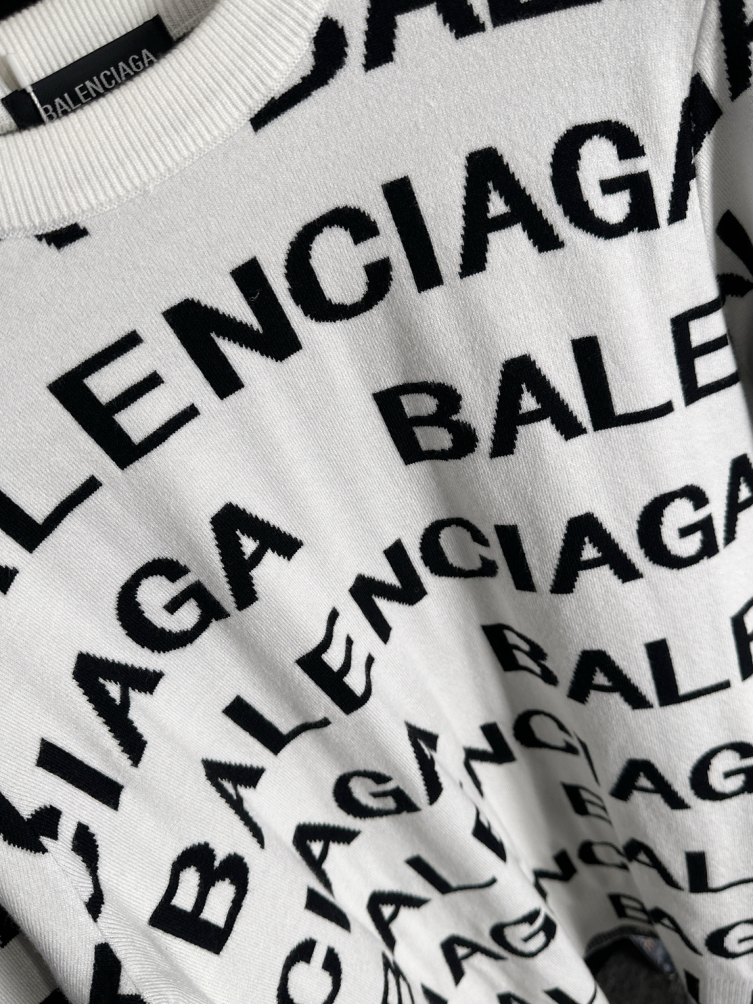 Balenciaga Basic Clothing Knitted M-l-xl
