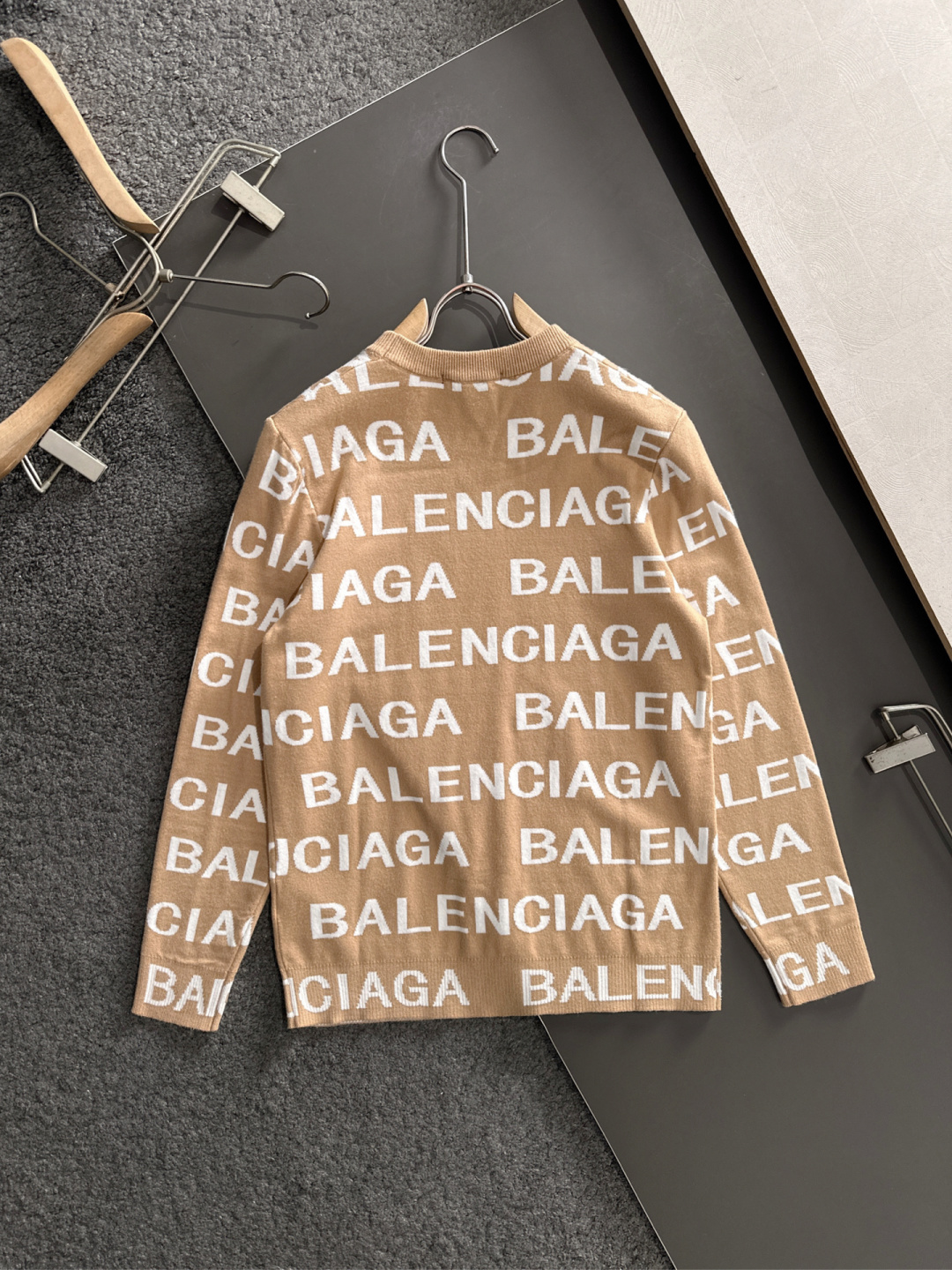 Balenciaga Basic Clothing Knitted M-l-xl