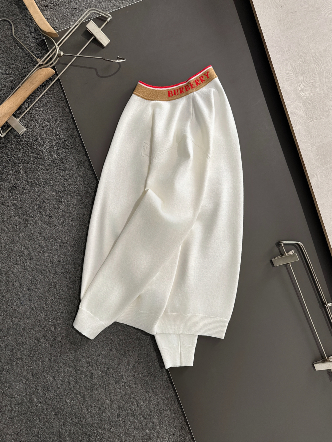 Burberry Basic Clothing Wool M-xl