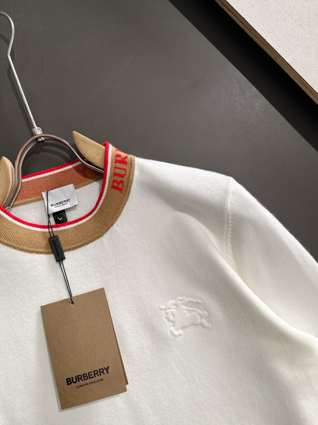 Burberry Basic Clothing Wool M-xl