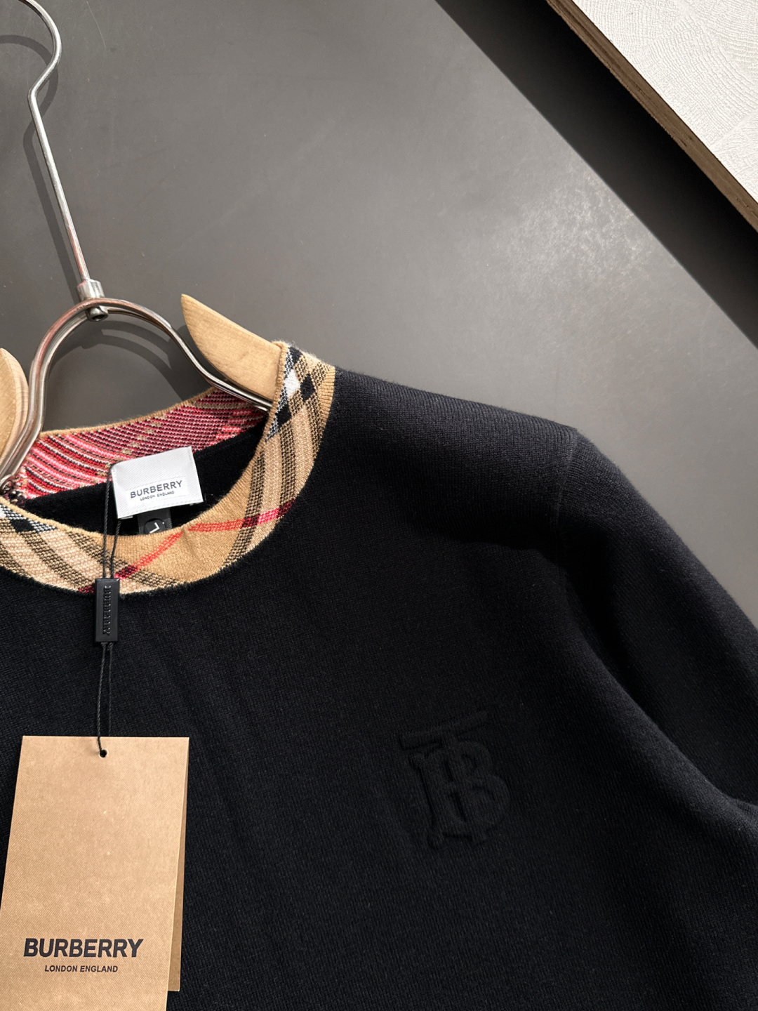 Burberry Basic Clothing Wool M-xl