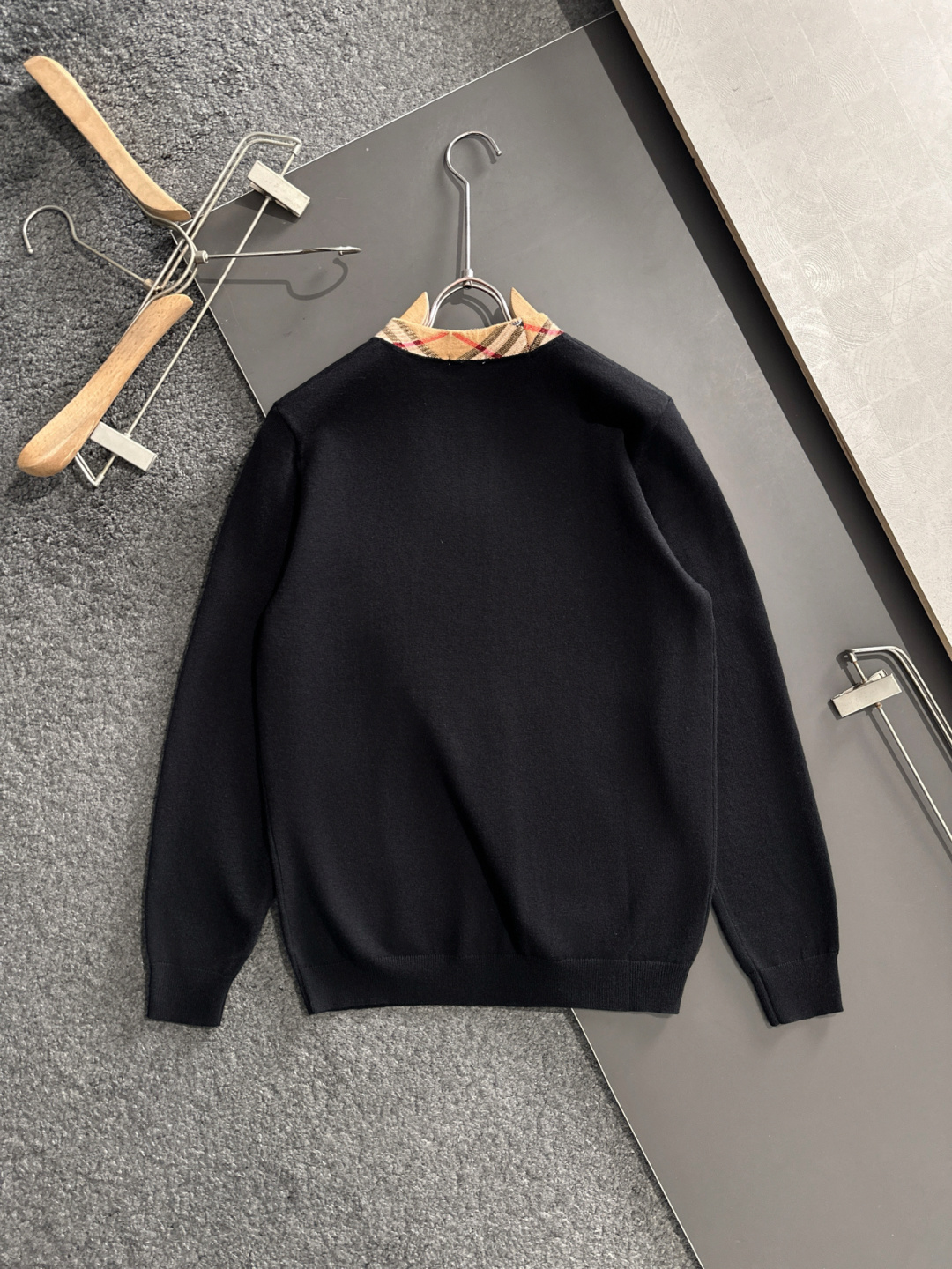 Burberry Basic Clothing Wool M-xl
