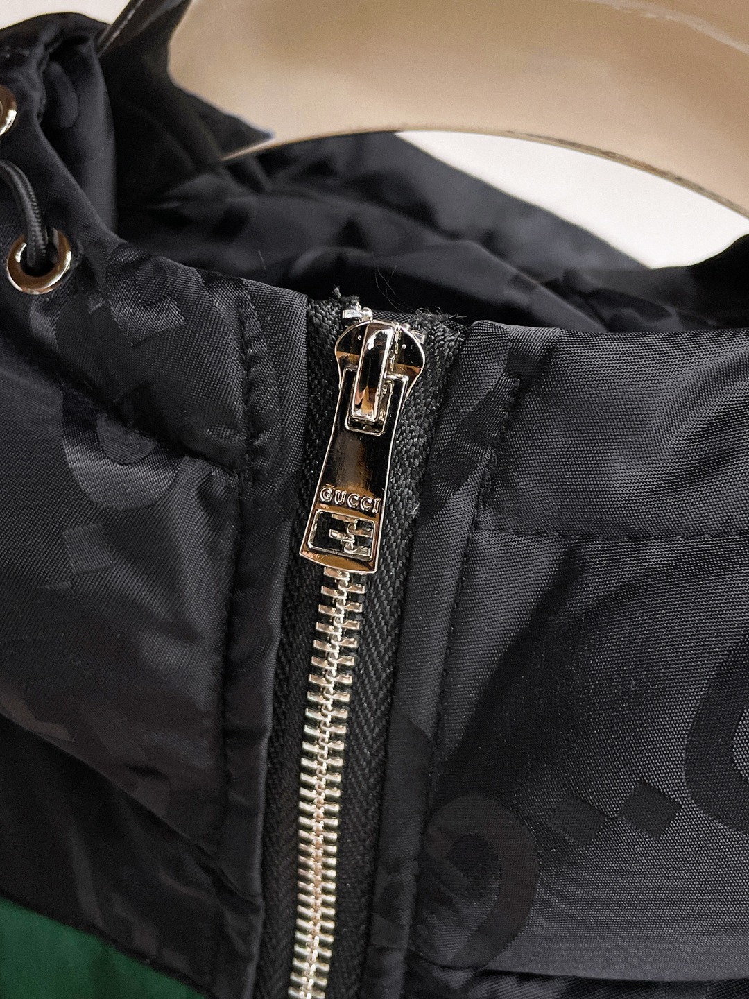 Gucci Couple Down Jacket Goose Down M-l-xl