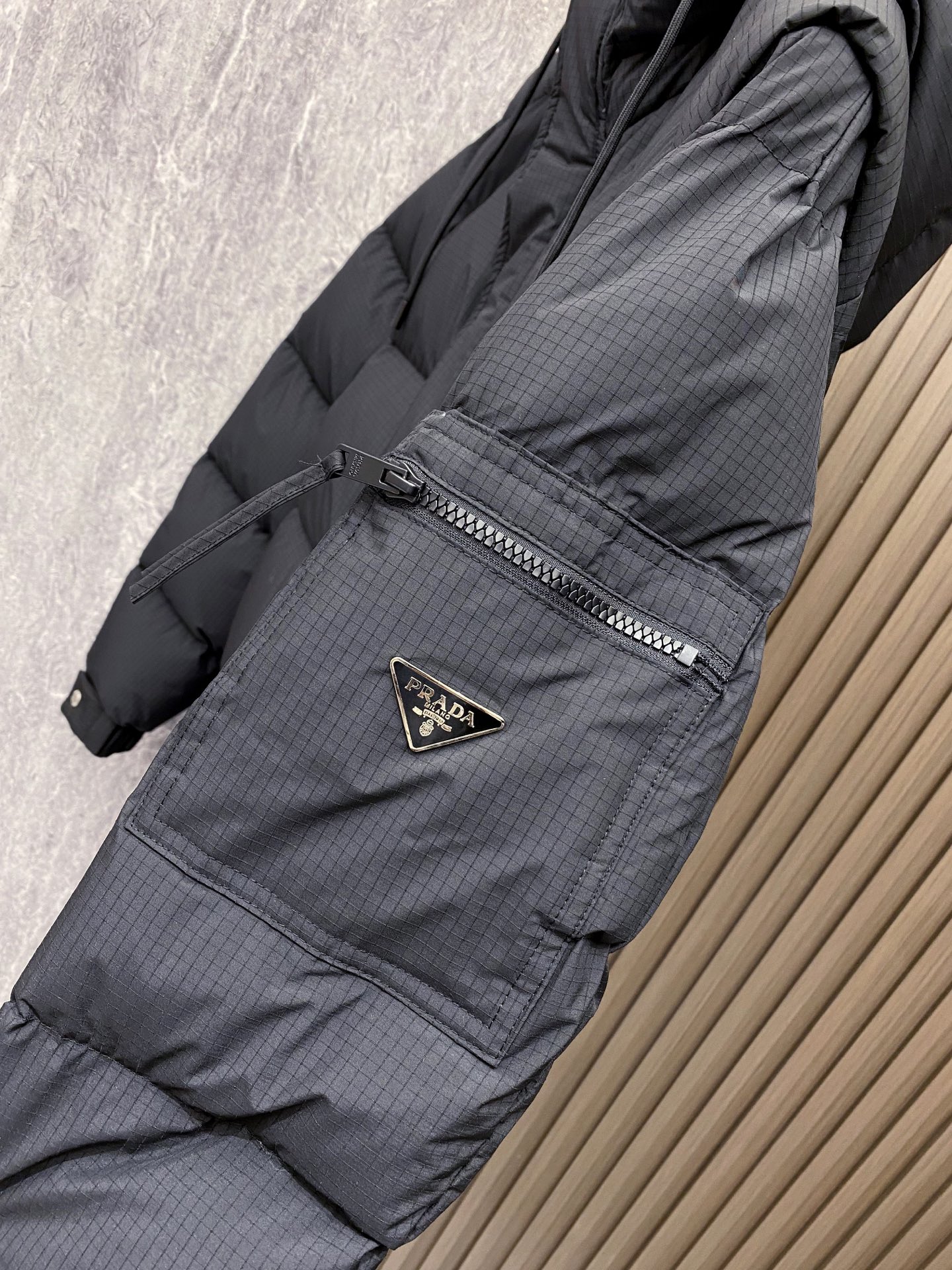 Prada Down Jacket White Duck Down Black M-xl