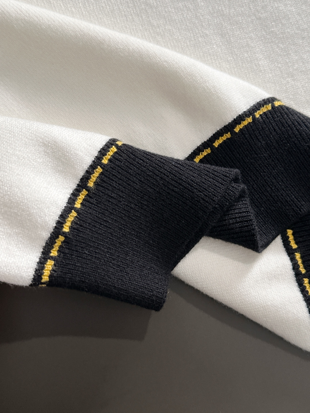 Fendi Basic Clothing Knitted M-xl