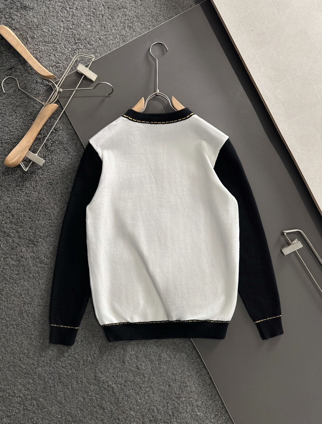 Fendi Basic Clothing Knitted M-xl