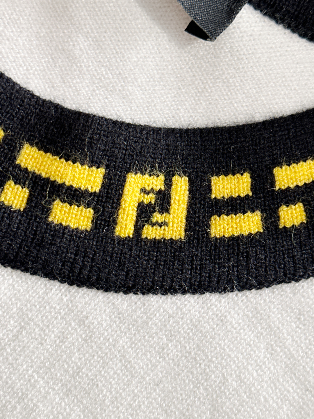 Fendi Basic Clothing Knitted M-xl