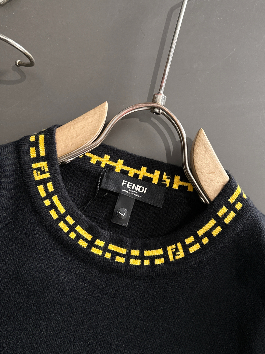 Fendi Basic Clothing Knitted M-xl