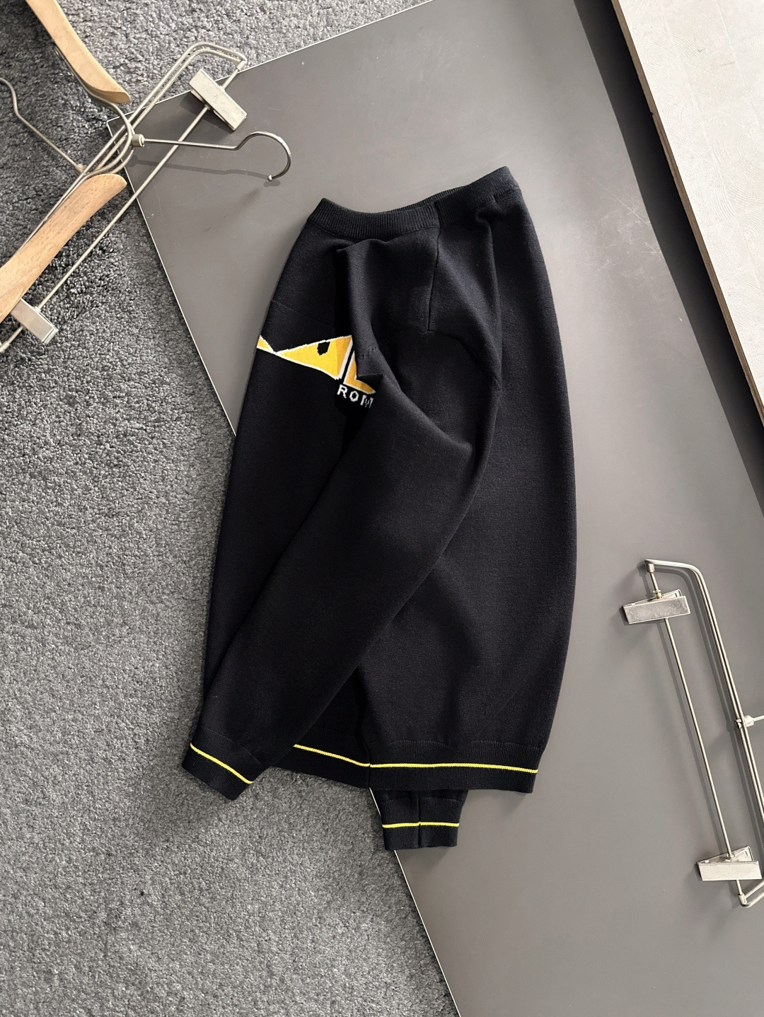 Fendi Basic Clothing Knitted M-xl