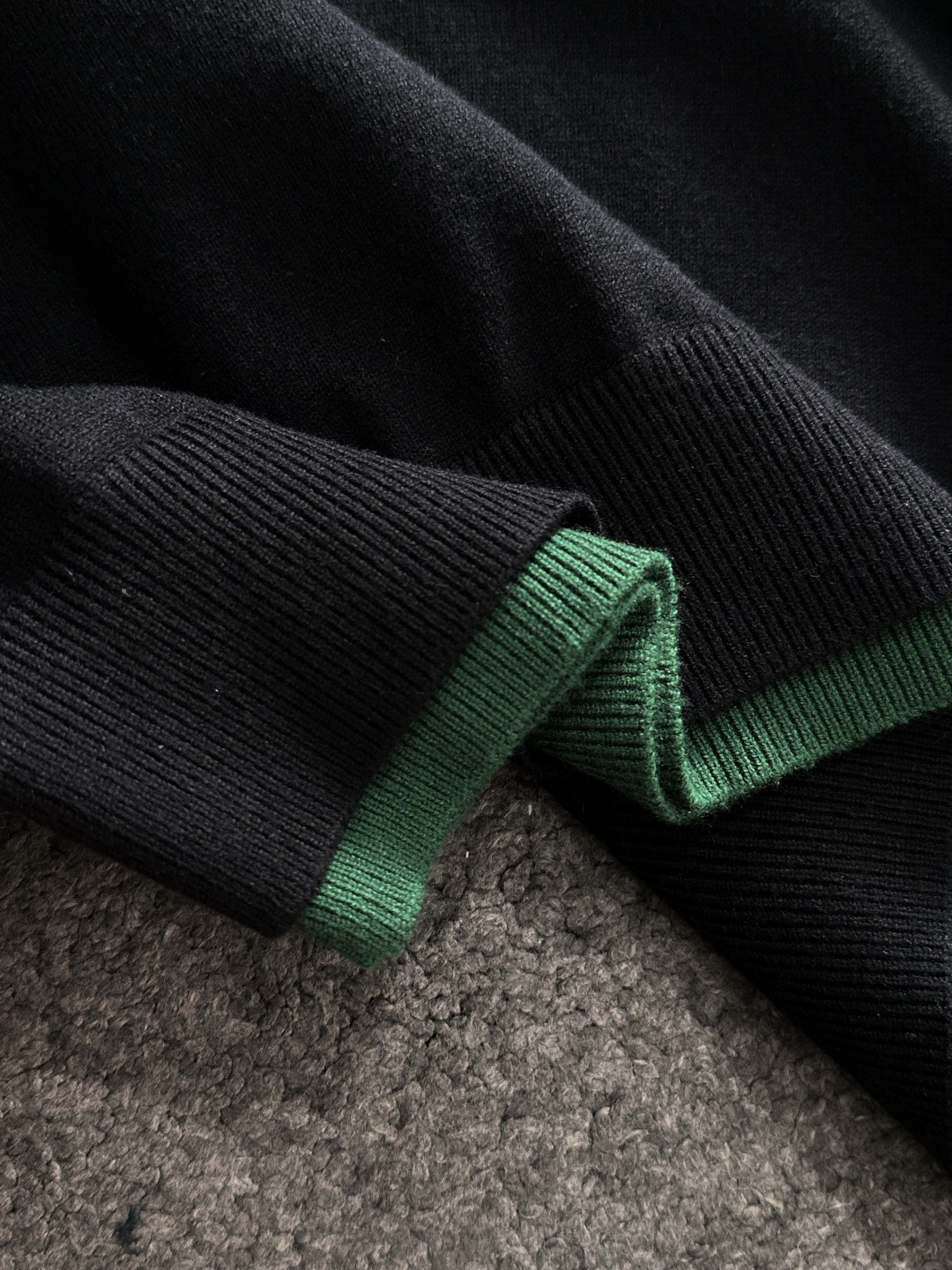 Gucci Basic Clothing Wool M-xl