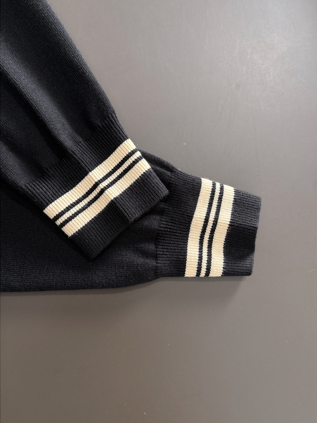 Gucci Basic Clothing Wool M-xl