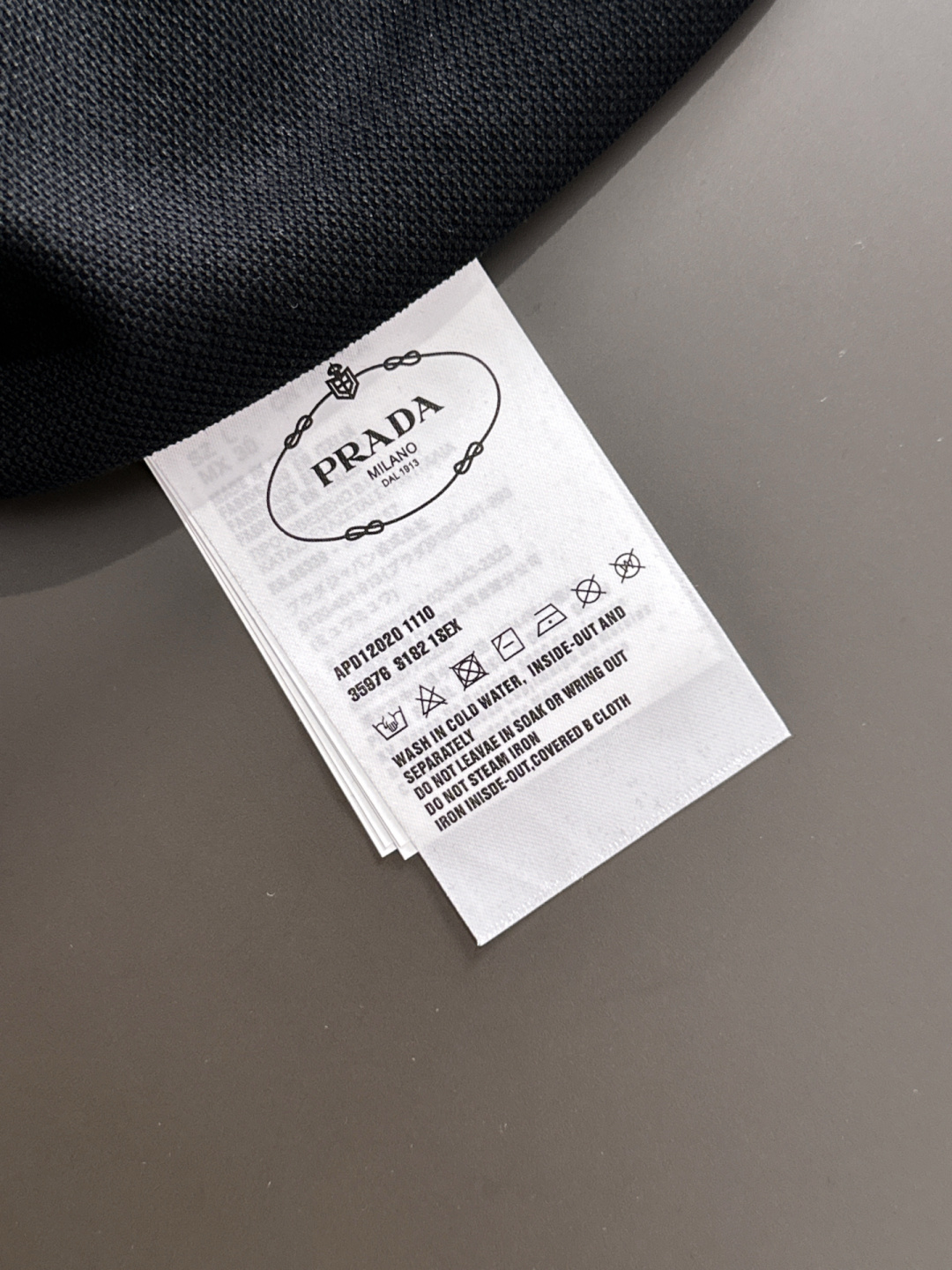 Prada Basic Clothing M-l-xl