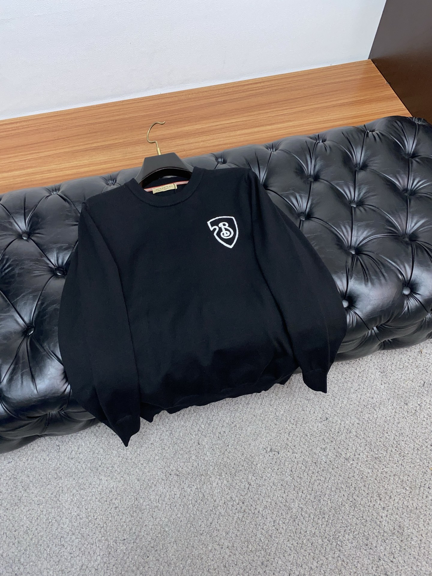 Burberry Basic Clothing Wool M-l-xl