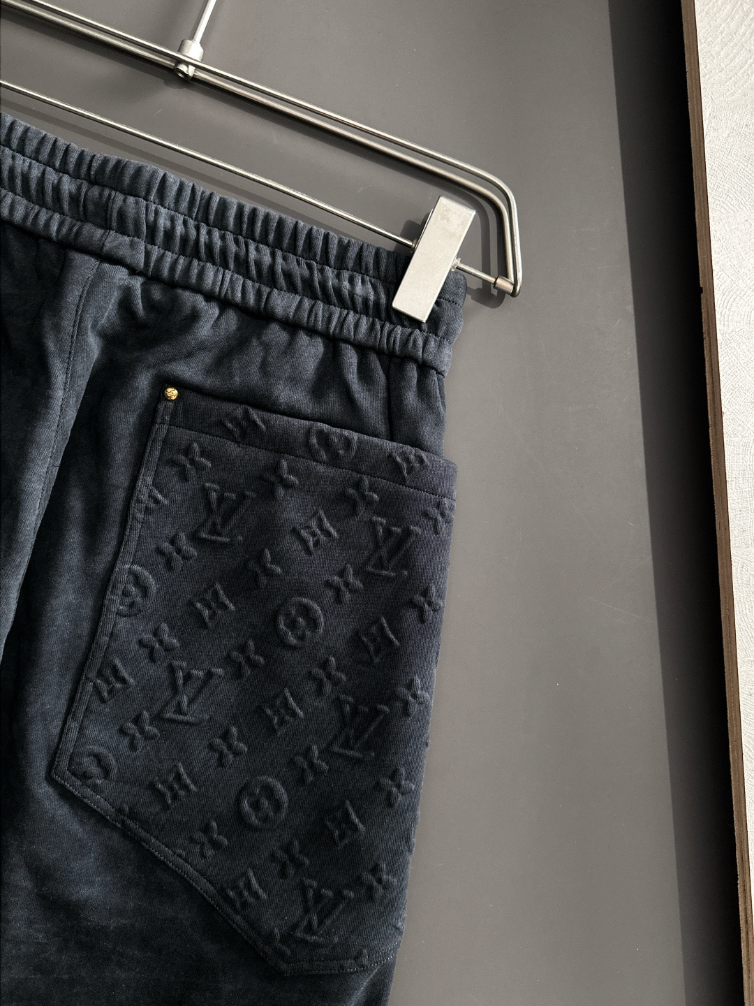 Louis Vuitton Basic Clothing M-xl