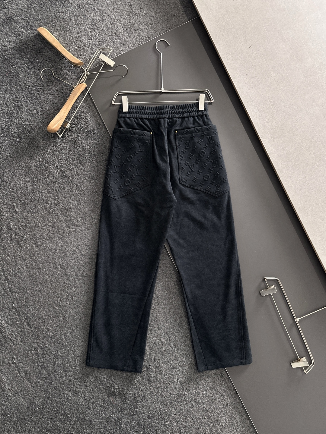 Louis Vuitton Basic Clothing M-xl