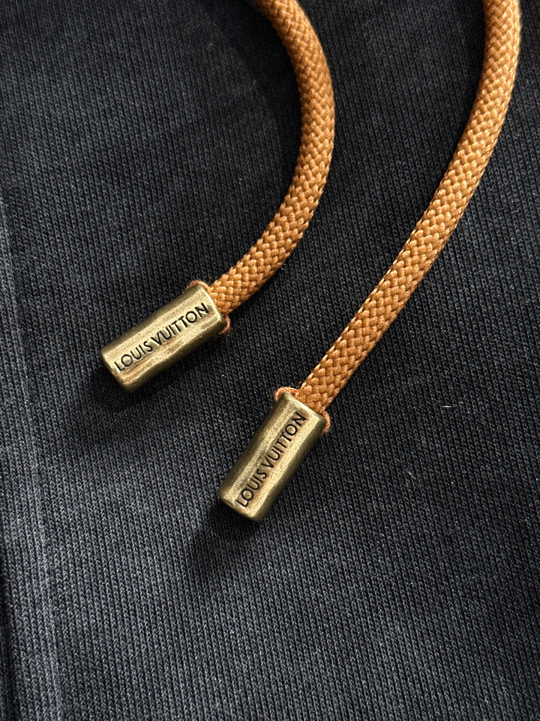 Louis Vuitton Basic Clothing M-xl