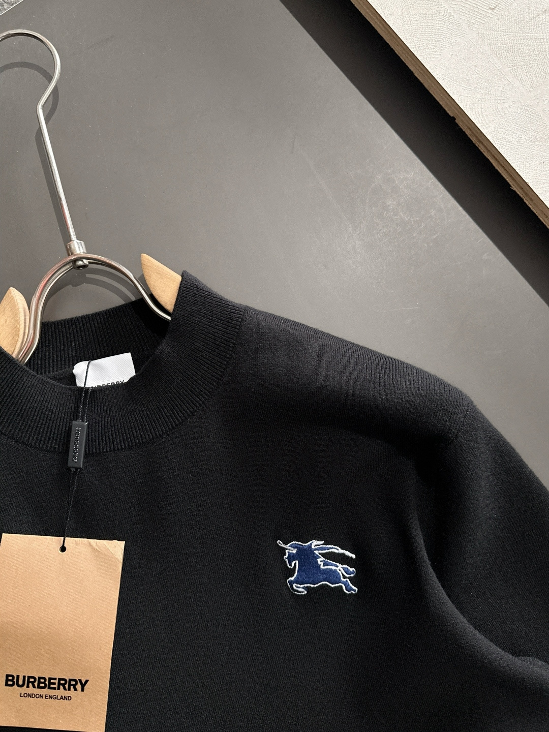 Burberry Basic Clothing Wool M-xl