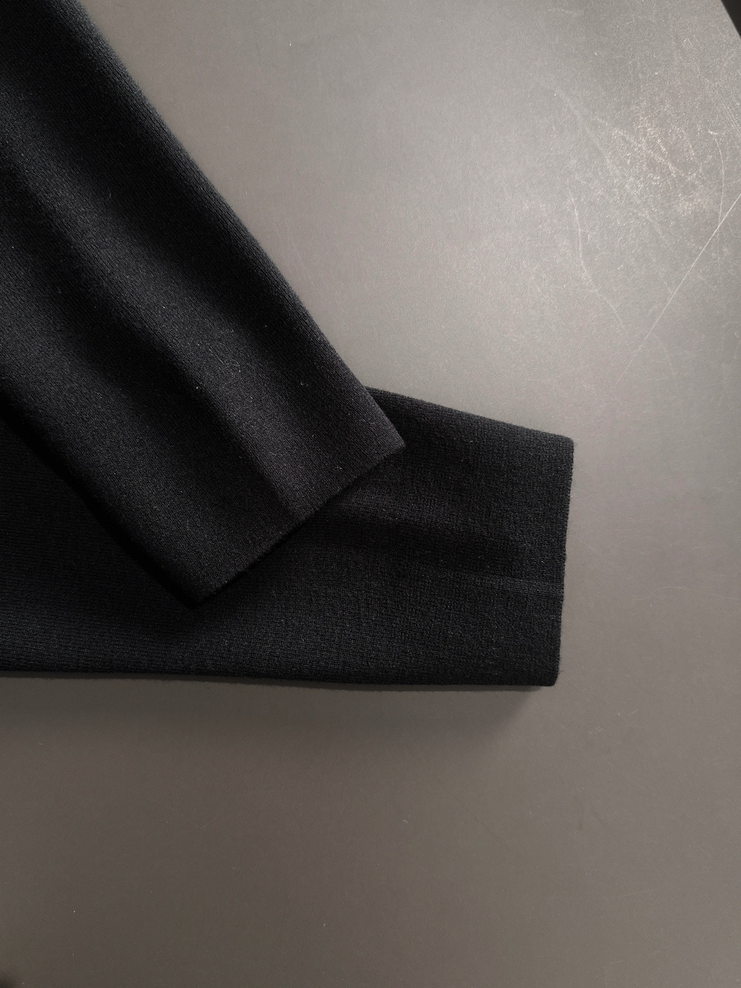 Burberry Basic Clothing Wool M-xl
