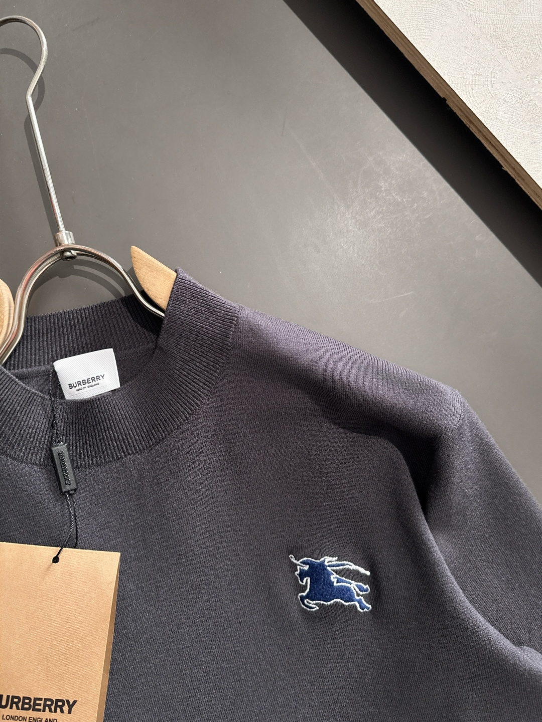 Burberry Basic Clothing Wool M-xl