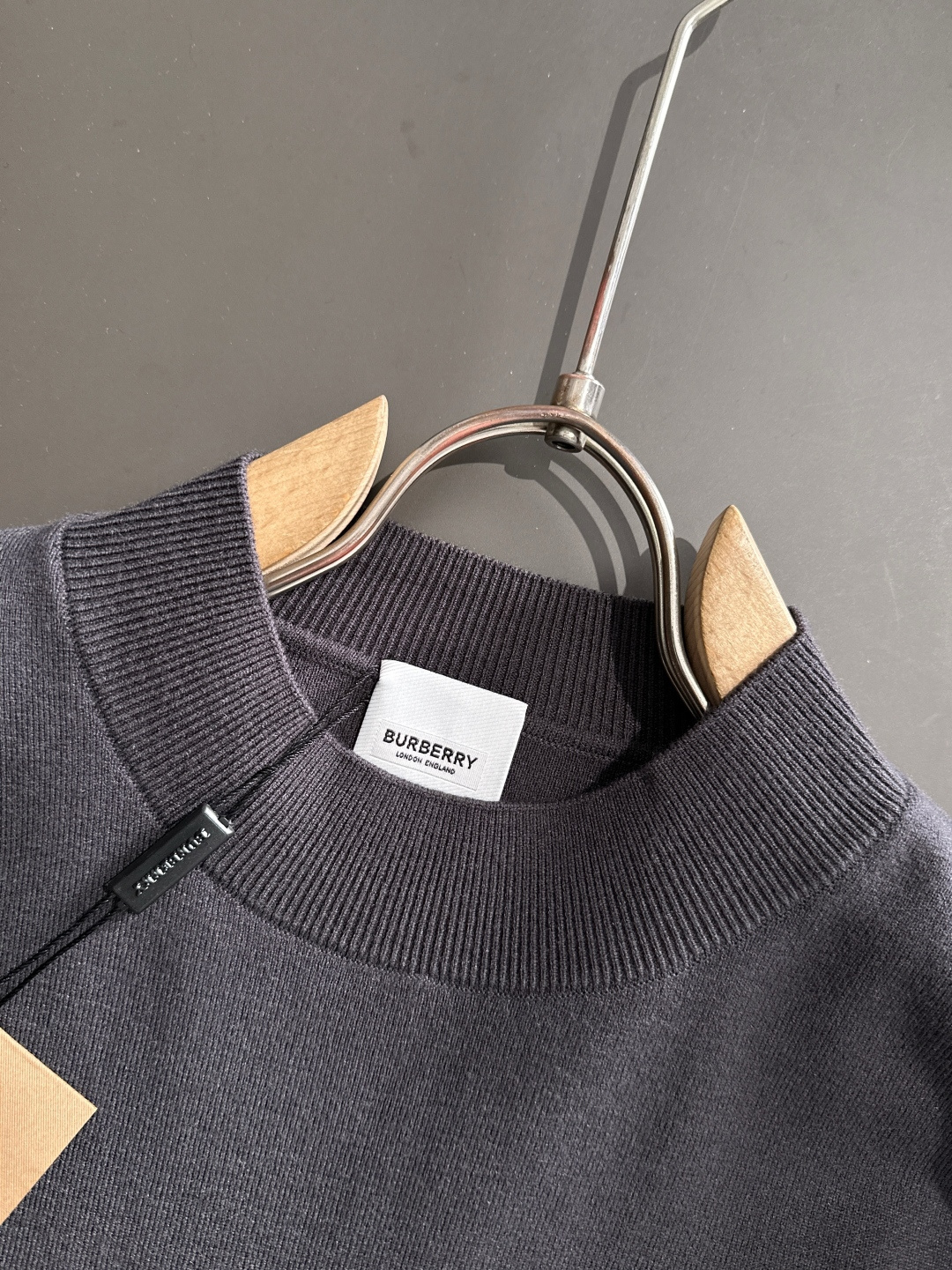 Burberry Basic Clothing Wool M-xl