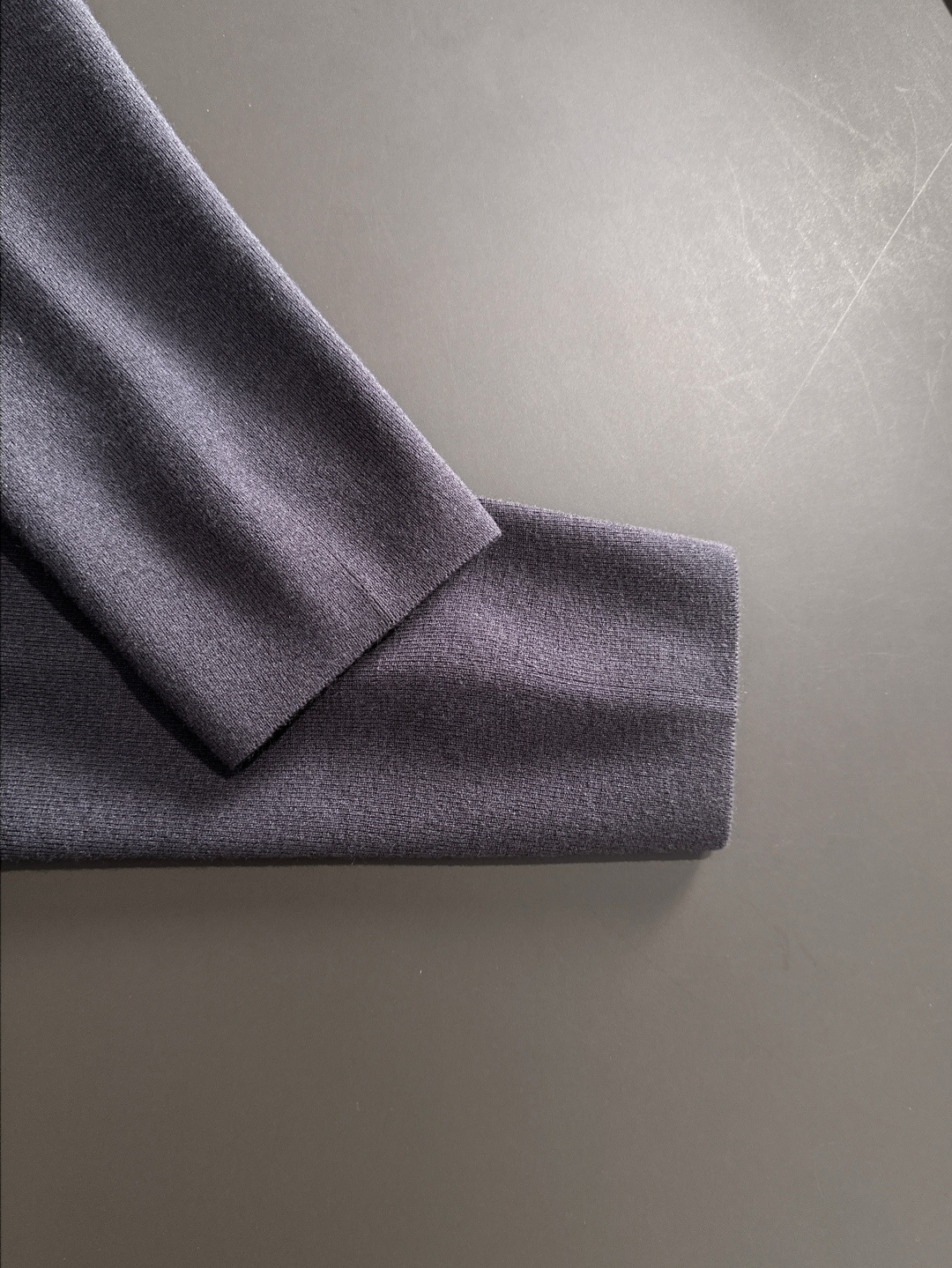 Burberry Basic Clothing Wool M-xl