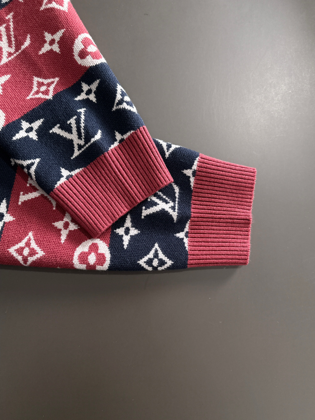 Louis Vuitton Basic Clothing Knitted M-l-xl