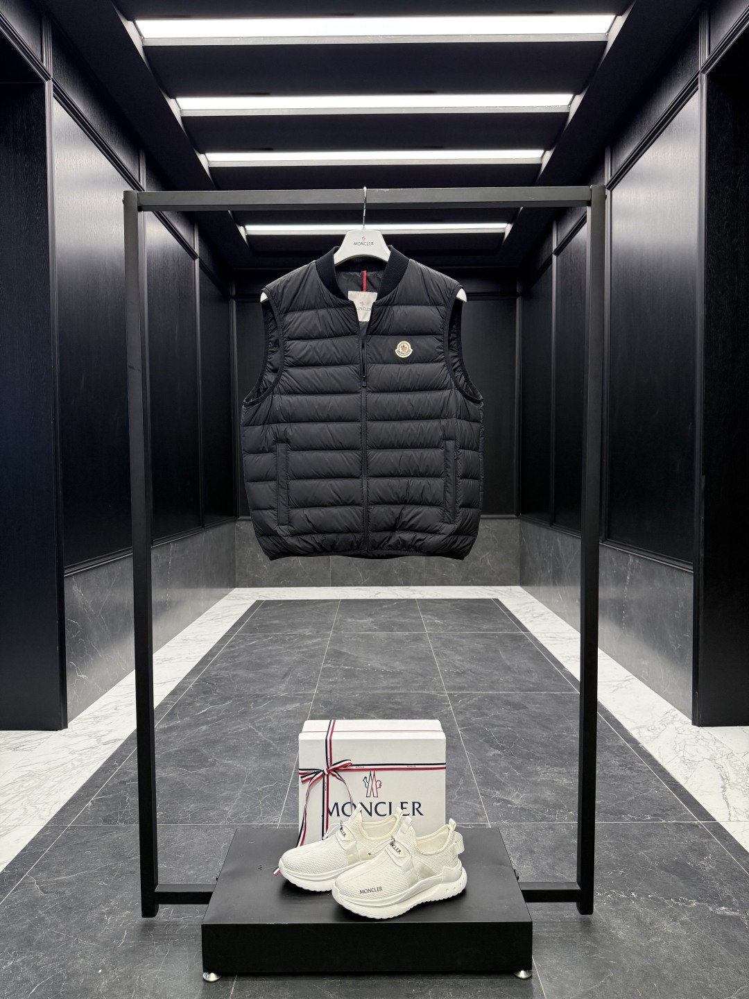 Moncler Male Down Vest Cotton M-l